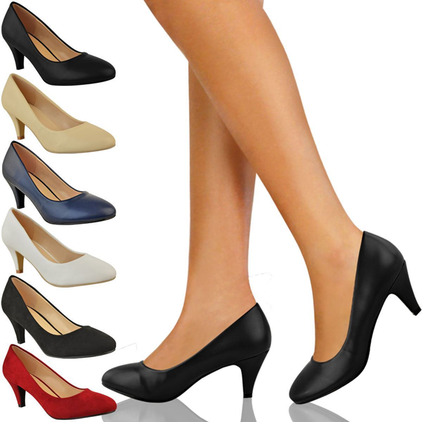 کفش کورت (Court Shoes) از انواع کفش زنانه